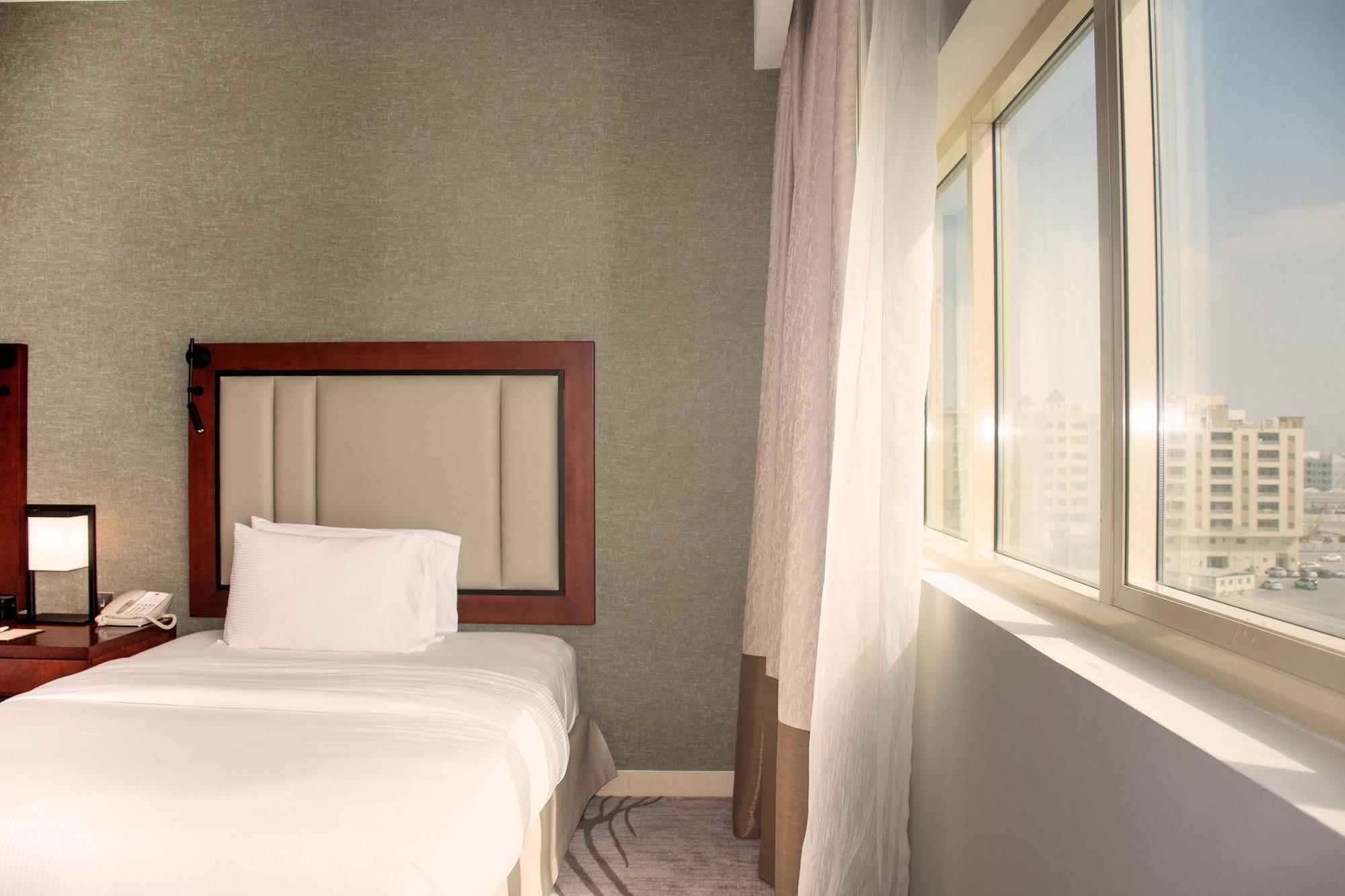 Hotel Doubletree By Hilton Khaimah 4*
